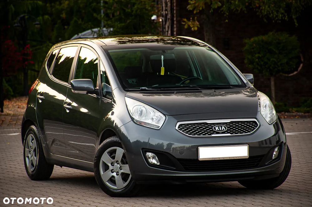 Kia Venga - 8