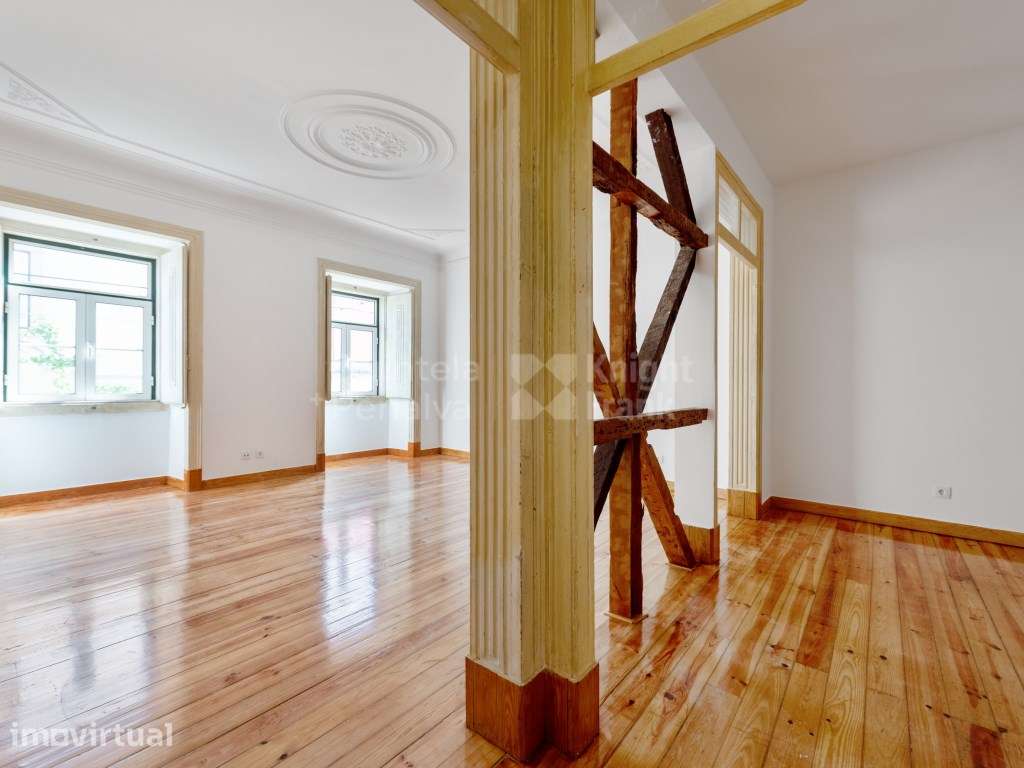 Apartamento T2+1 recuperado em Santos, Lisboa - Grande imagem: 3/26