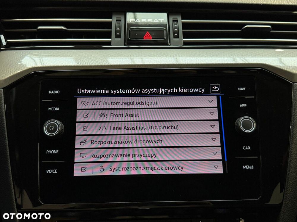 Volkswagen Passat 2.0 TDI EVO Business DSG - 38