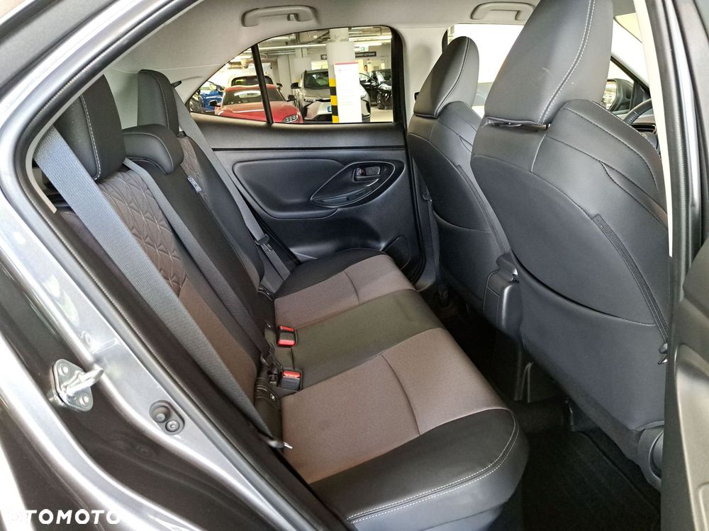 Toyota Yaris Cross Hybrid 1.5 Executive AWD - 15
