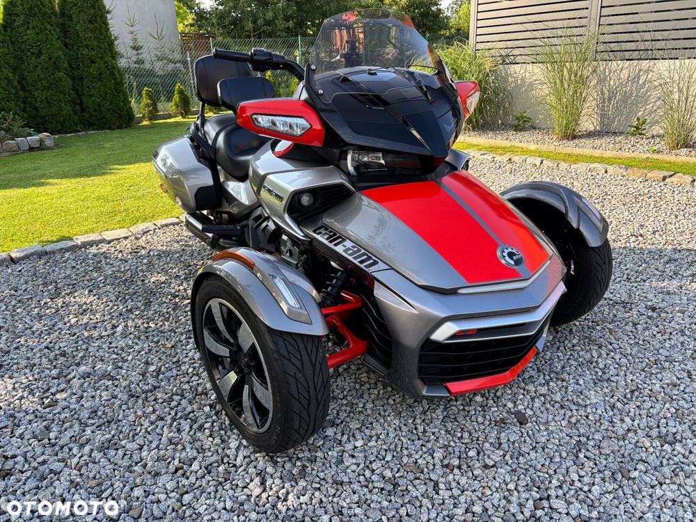 Can-Am Spyder - 1