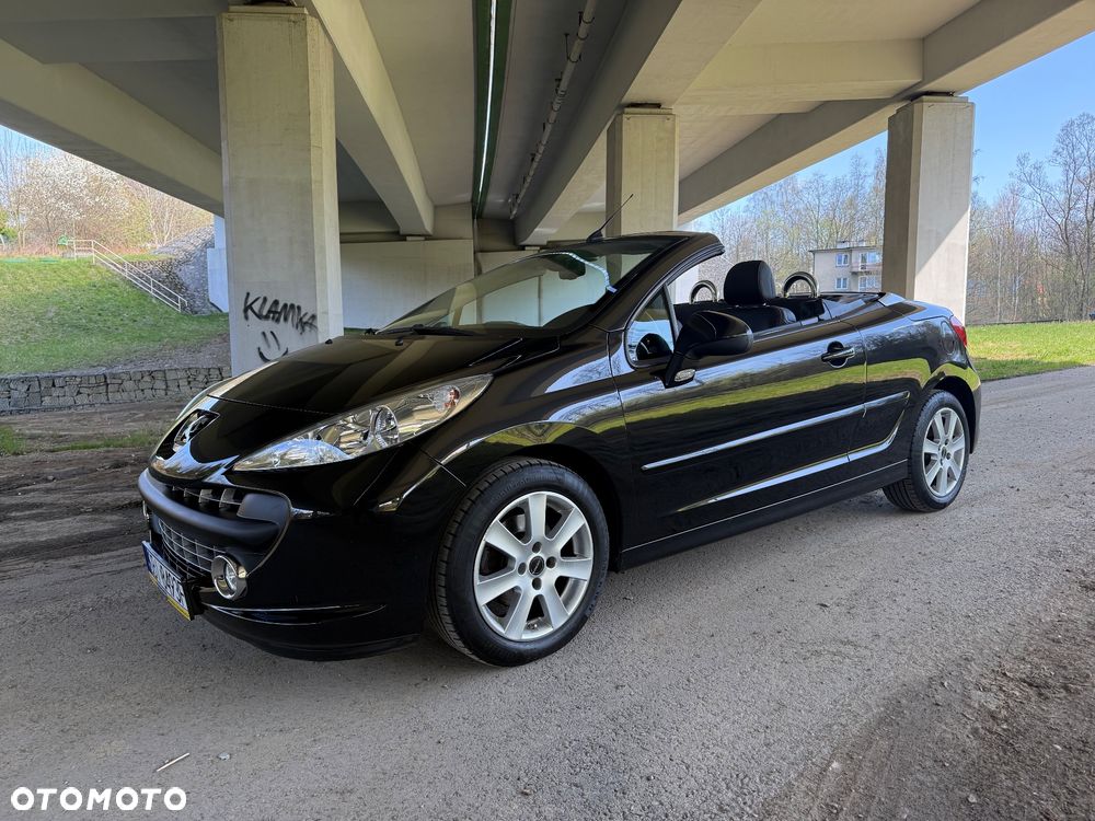 Peugeot 207 - 1