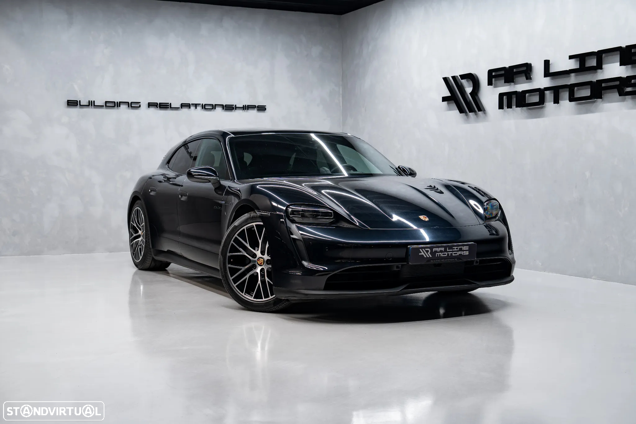 Porsche Taycan Sport Turismo Standard - 3