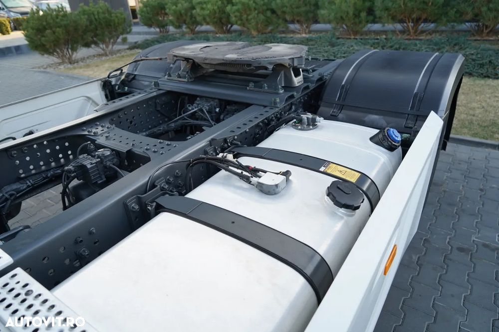 Mercedes-Benz ACTROS 1846 / STREAM SPACE / EURO 6 - 13