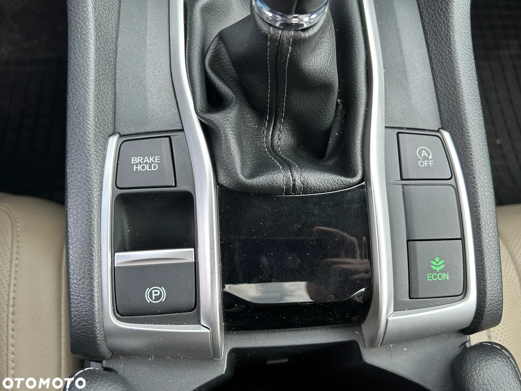 Honda Civic 1.5 i-VTEC Turbo Executive - 19