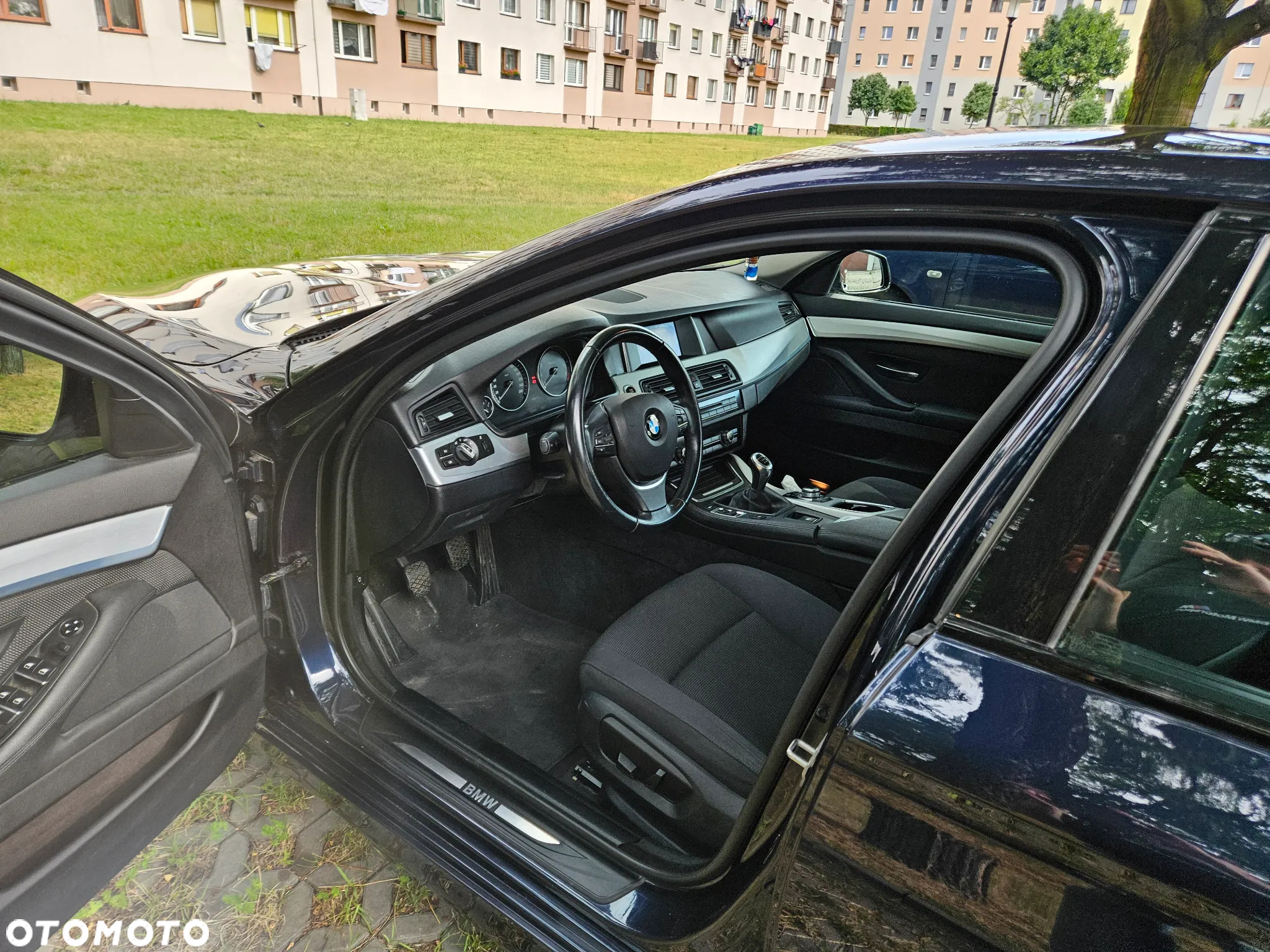 BMW Seria 5 528i Touring Luxury Line - 18