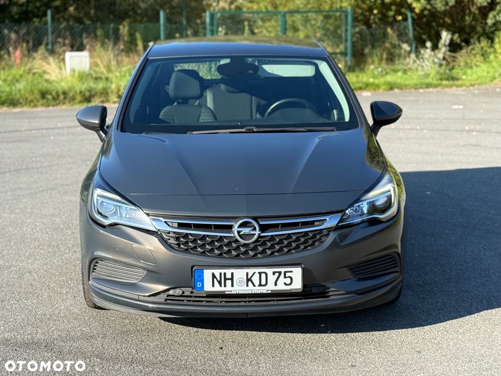 Opel Astra 2016 photo 2