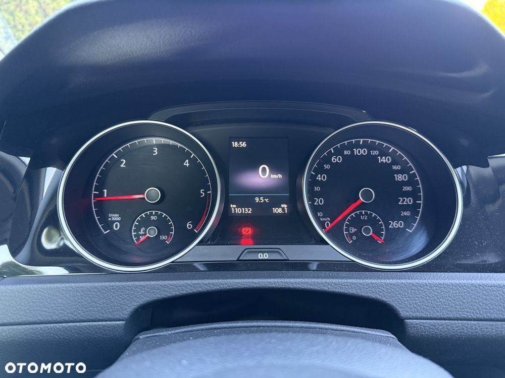 Volkswagen Golf 2.0 TDI BMT Comfortline - 9