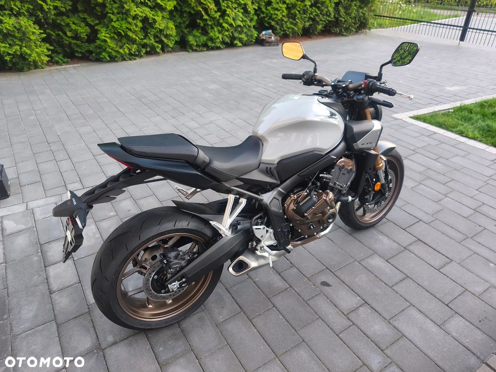 Honda CB - 3