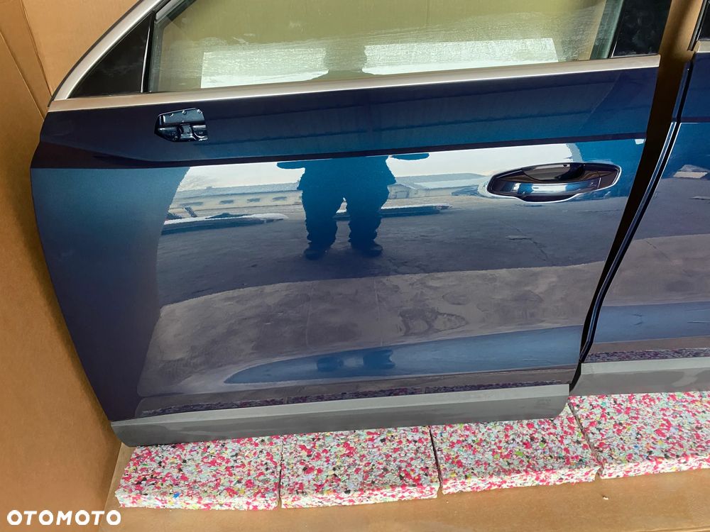 AUDI Q3 83A komplet drzwi przód tył lewe na lewą st. kolor B9 B9 LX5E 32km - 4