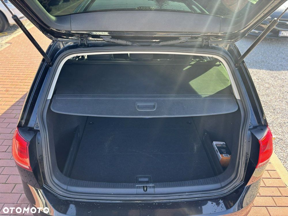 Volkswagen Golf 2.0 TDI BlueMotion Technology Cup - 26