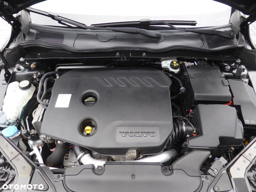 Volvo V40 D2 Momentum - 36