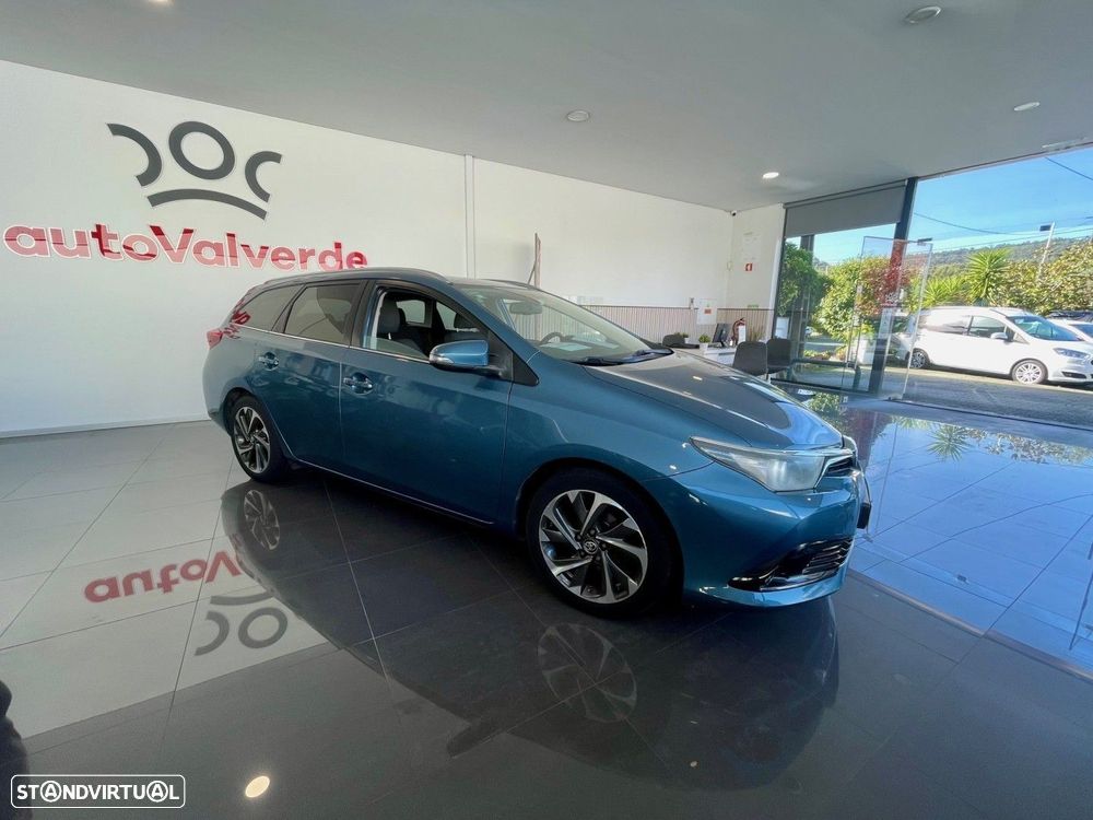 Toyota Auris 1.8 HSD Comfort - 4