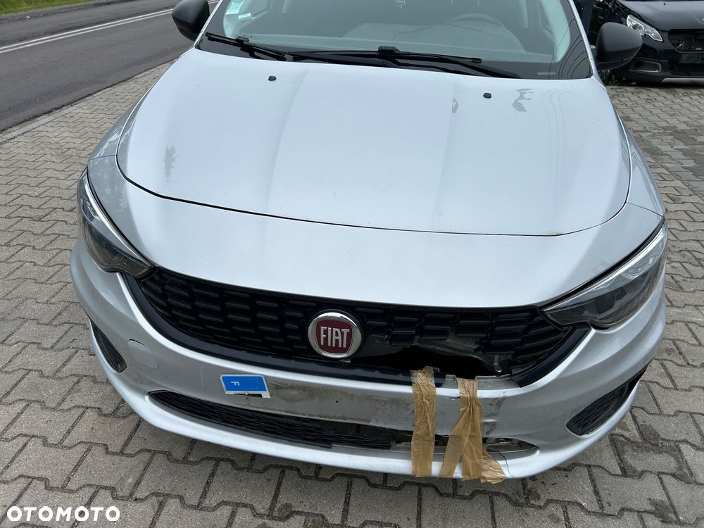 Fiat Tipo - 18