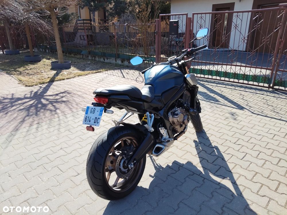 Honda CB - 4