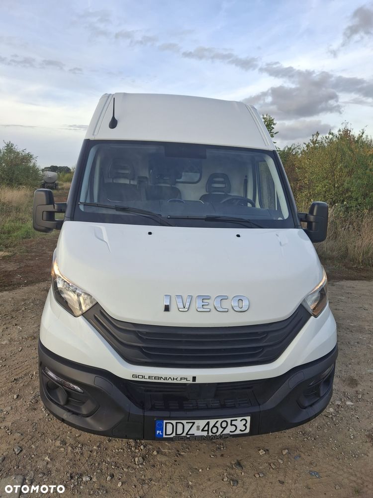 Iveco Daily 35S16 Hi-Matic w wersji Maxi - 2