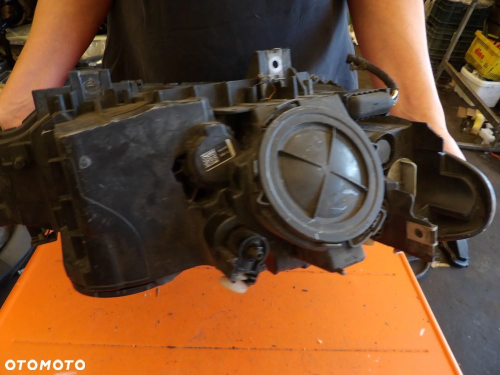 BMW - F30 - H7 - LEWA LAMPA PRZEDNIA - UK - 7259539 - 6