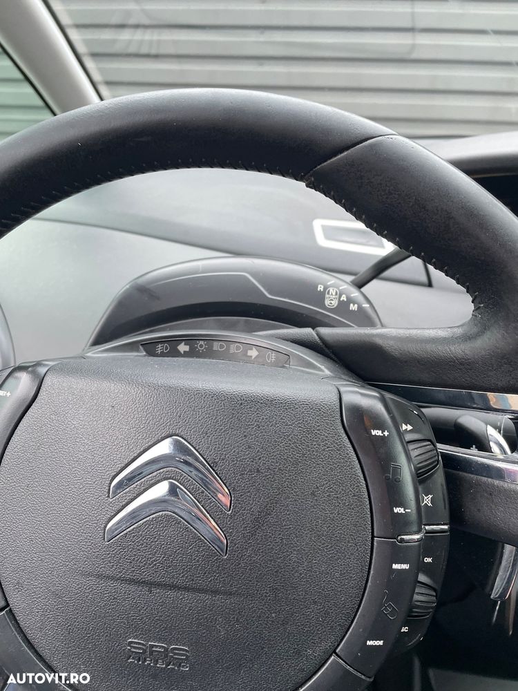 Citroën C4 Picasso - 11