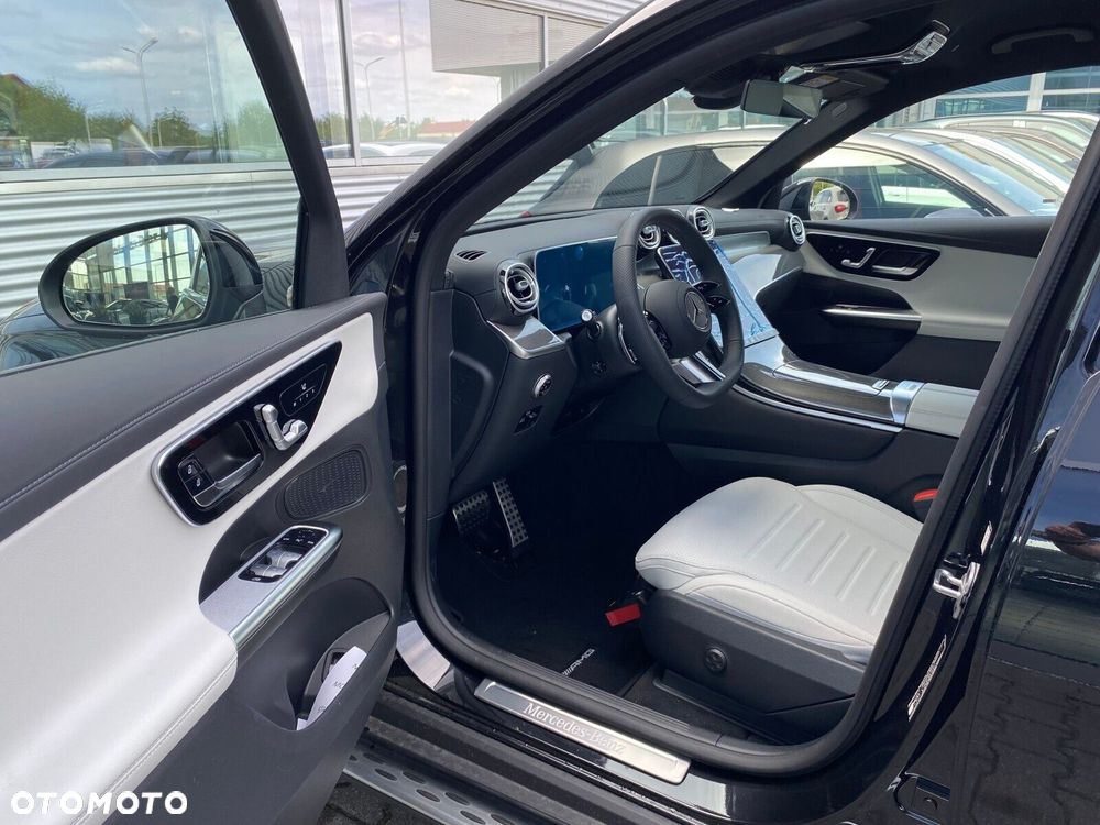 Mercedes-Benz GLC - 9