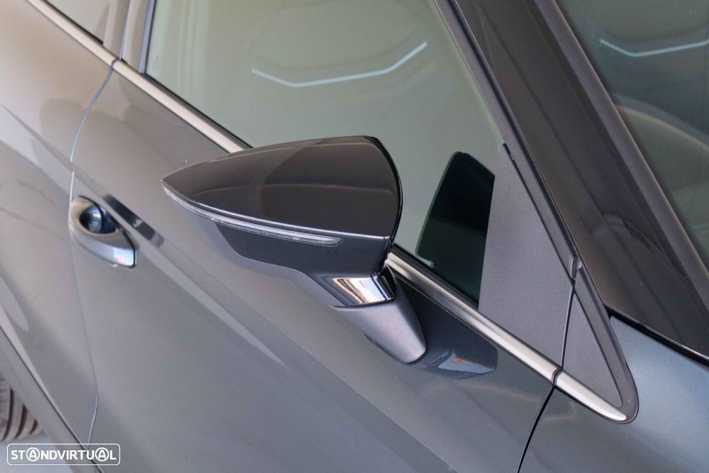 SEAT Arona 1.0 TSI FR — fotografia 4