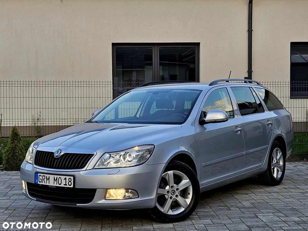 Skoda Octavia Combi 2.0 TDI DPF DSG FAMILY - 5