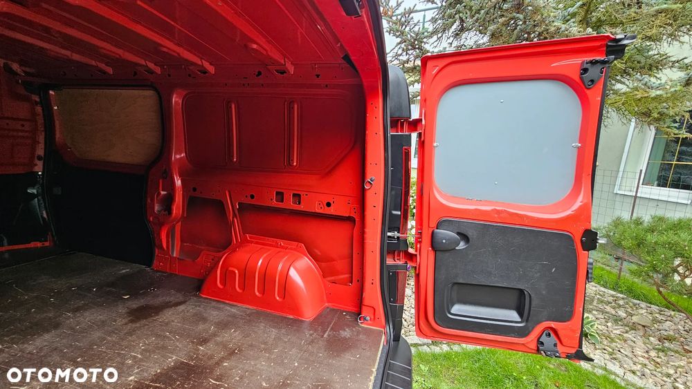 Renault Trafic 2,0DCI 2021Rok 105 Tys.km. L2 Długi Full Led Klima Nawi Kamera 2xDrzwi Hak Super Stan - 31