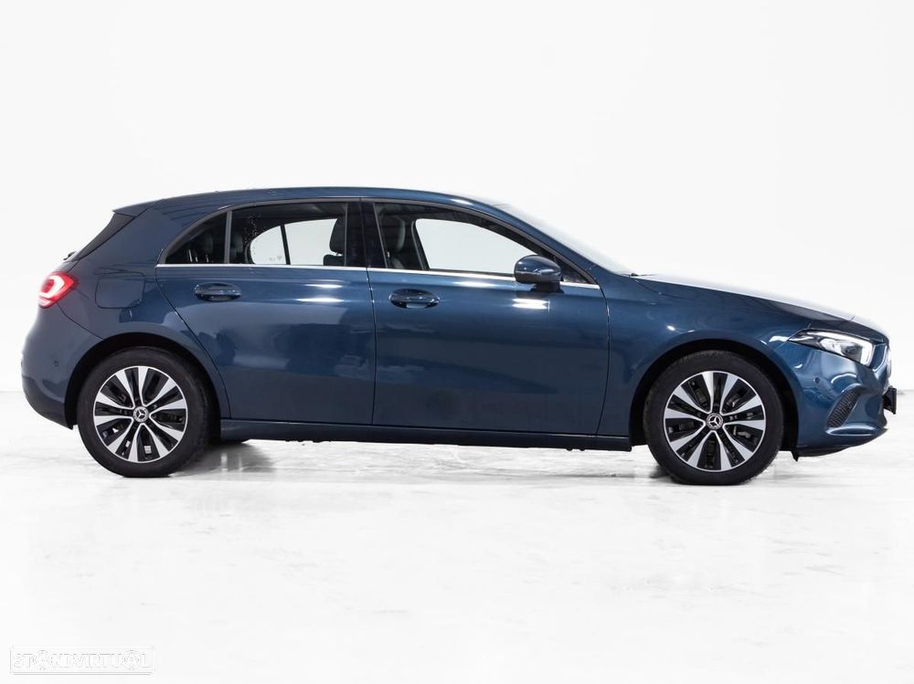 Mercedes-Benz A 250 e Style Plus - 2