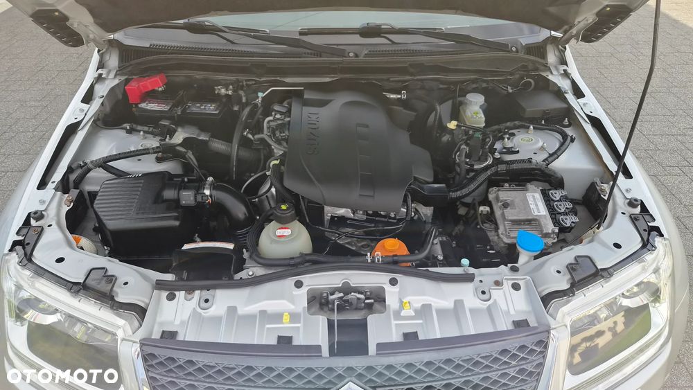 Suzuki Grand Vitara 1.9 DDiS Premium EU5 - 35