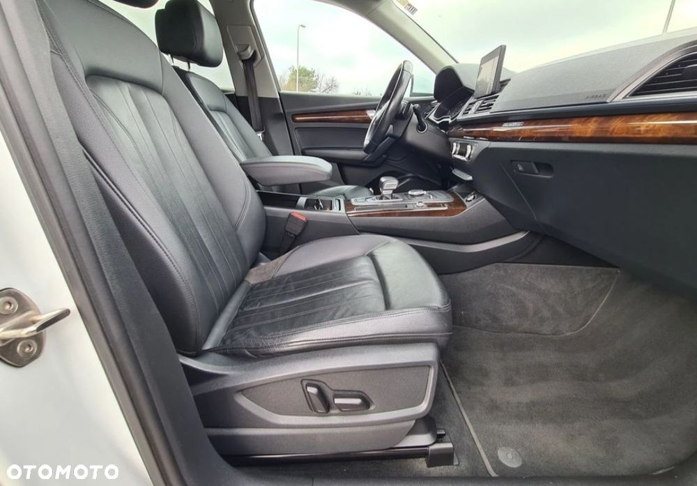Audi Q5 45 TFSI quattro S tronic design - 27