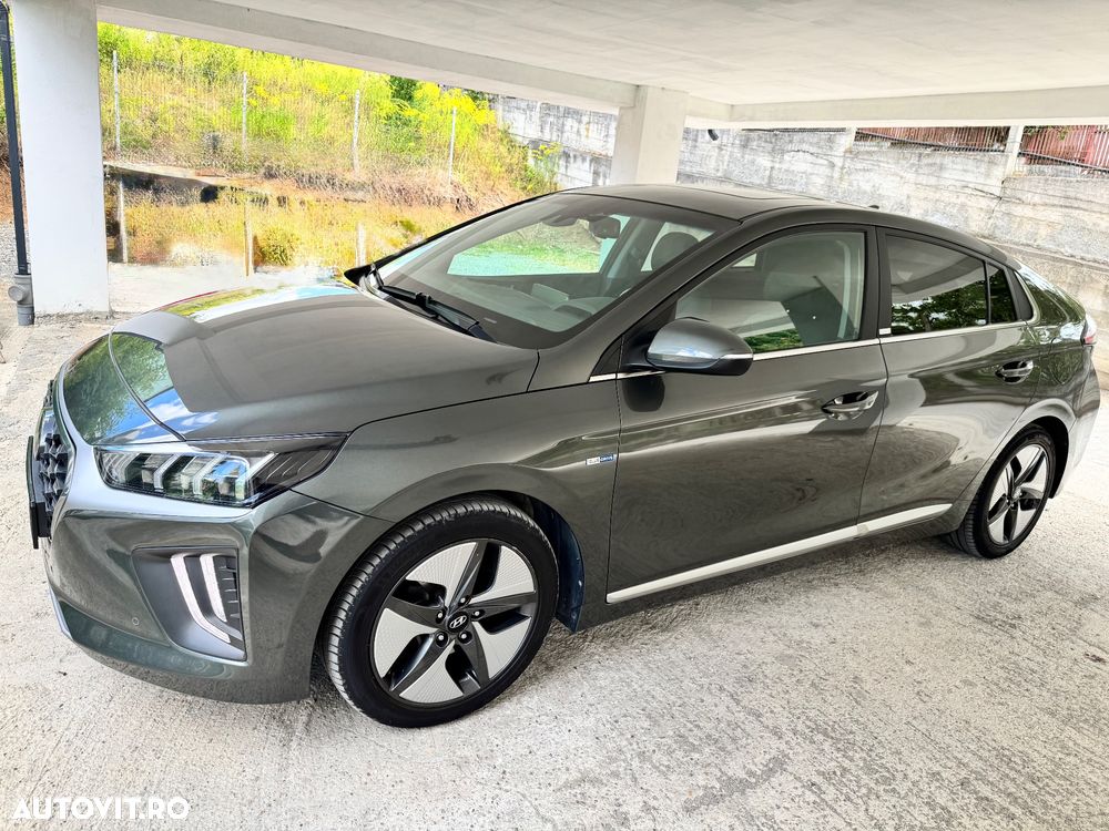 Hyundai IONIQ - 5