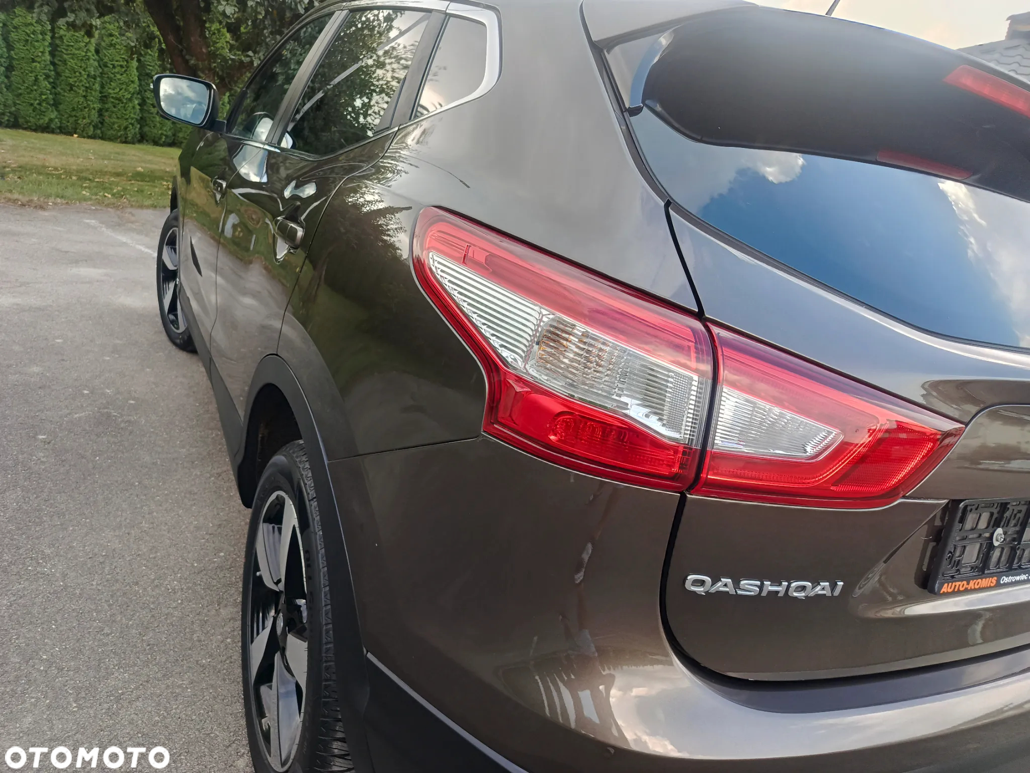 Nissan Qashqai 1.2 DIG-T N-Connecta EU6 - 8