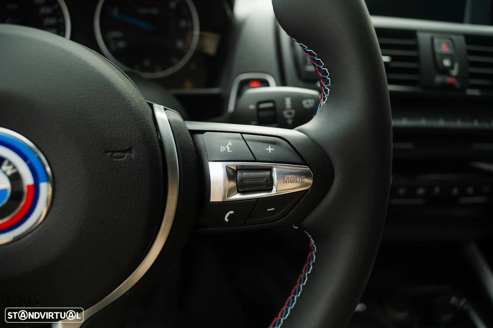 BMW 120 d Pack M - 23