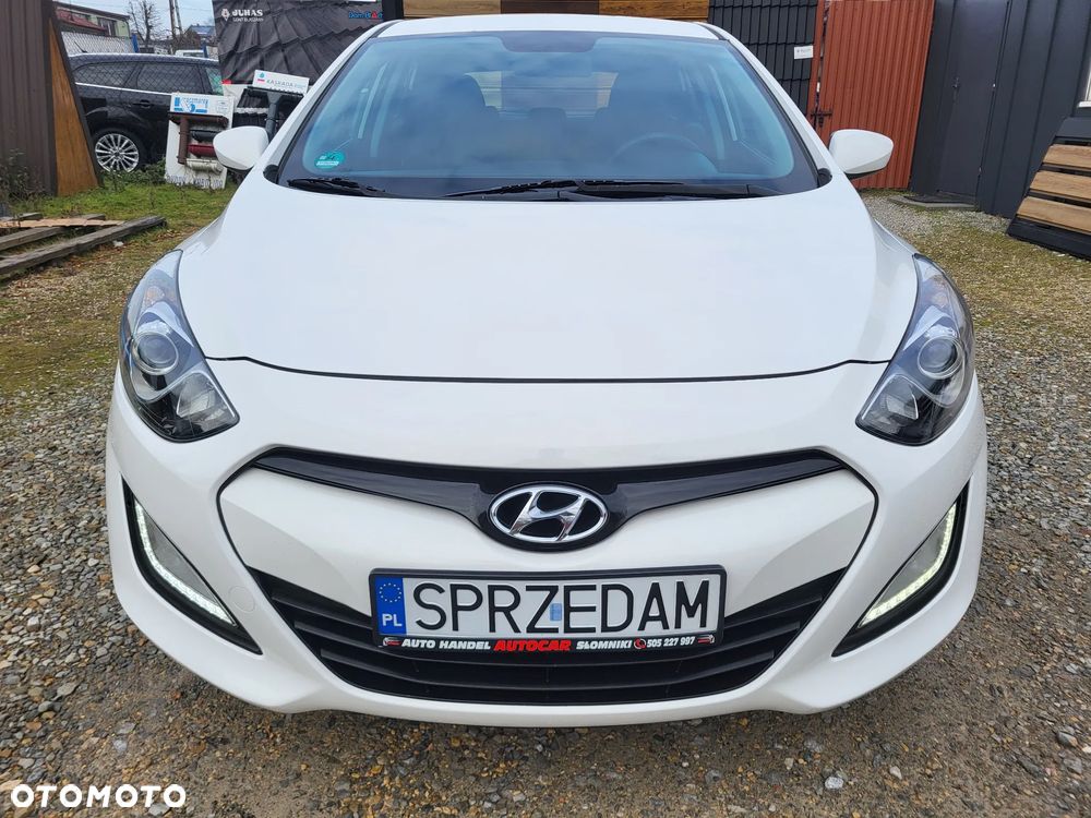 Hyundai i30 1.4 Classic + - 9