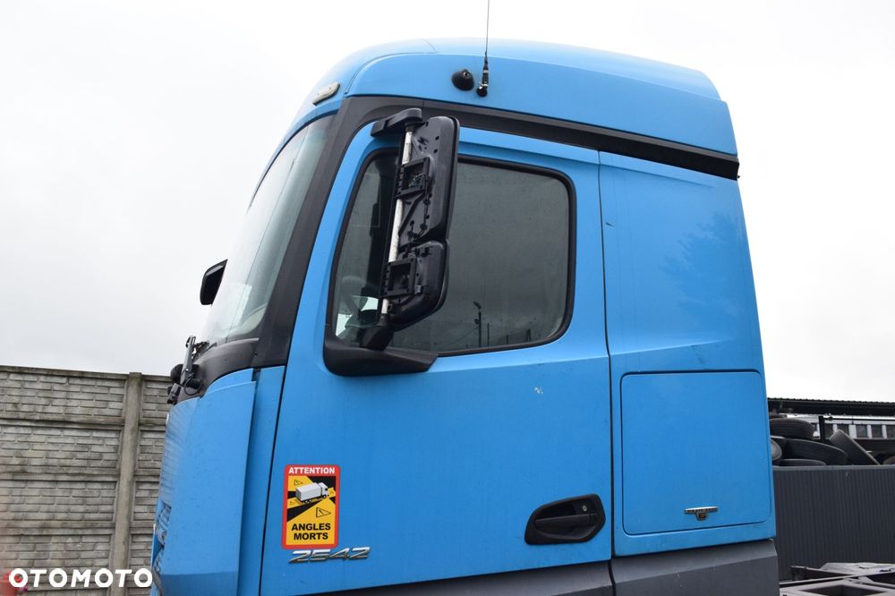 SZKIELET KABINY + DRZWI MERCEDES ACTROS MP4 STREAM SPACE - 2