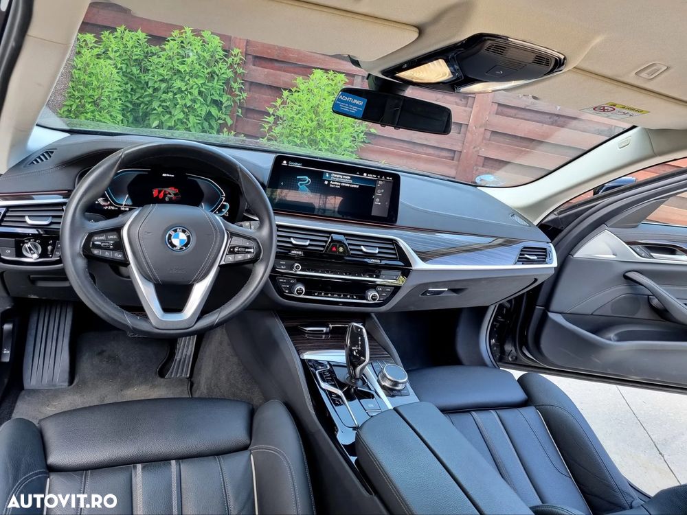 BMW 5 Series 2022 — imagine 7