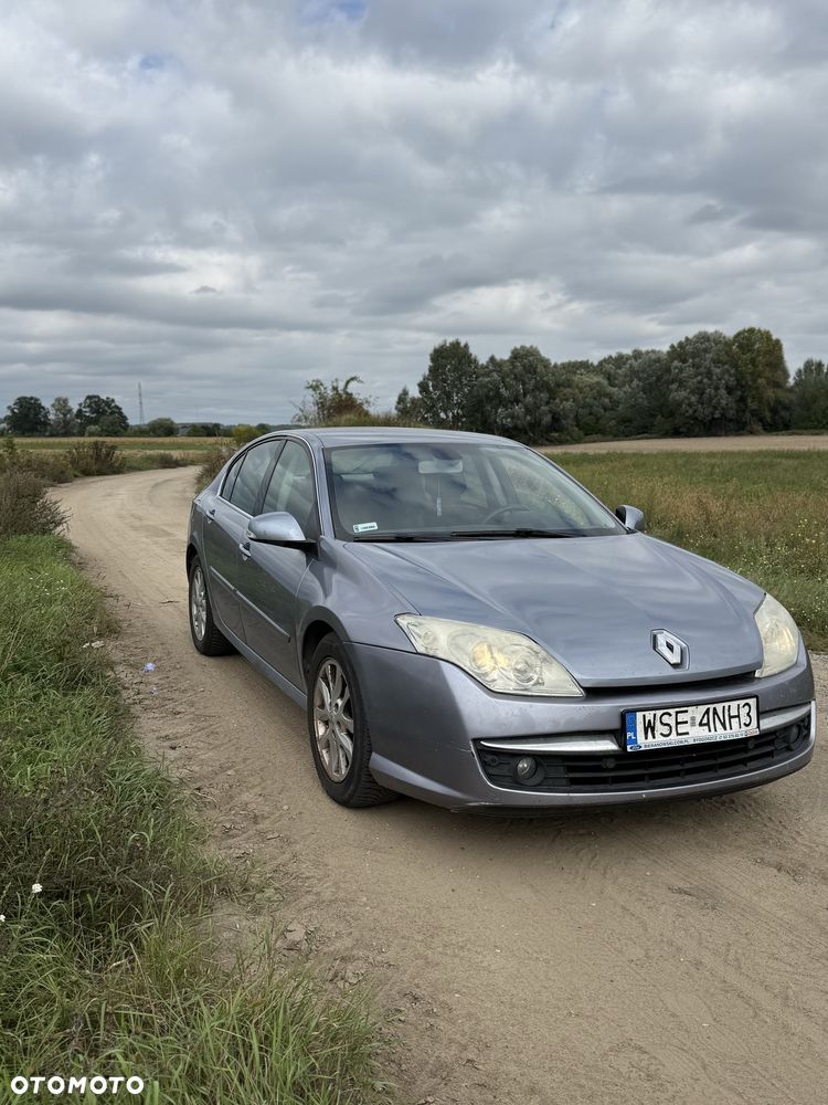 Renault Laguna - 1