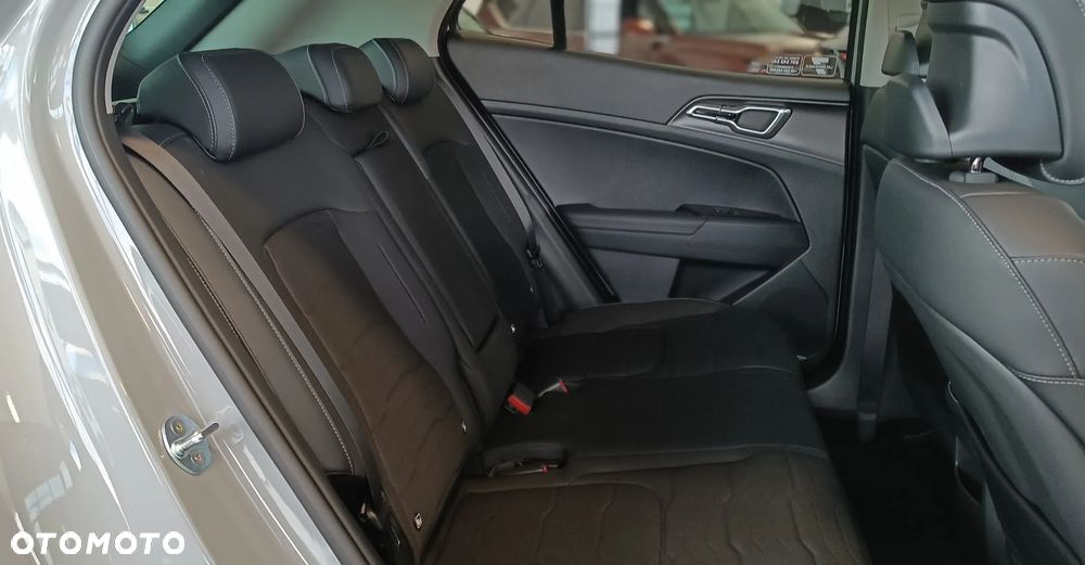 Kia Sportage 1.6 T-GDI HEV L 2WD - 14