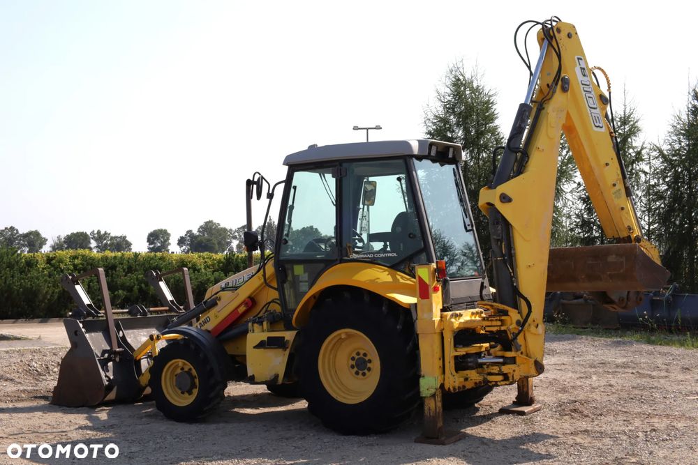 New Holland LB110B - 6
