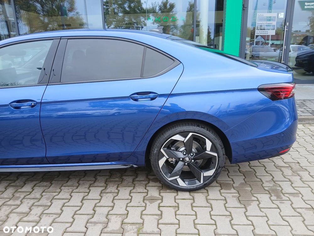 Skoda Superb 2.0 TSI Sportline DSG - 7