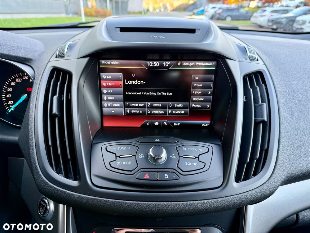 Ford Kuga 1.5 EcoBoost 2x4 Titanium - 20