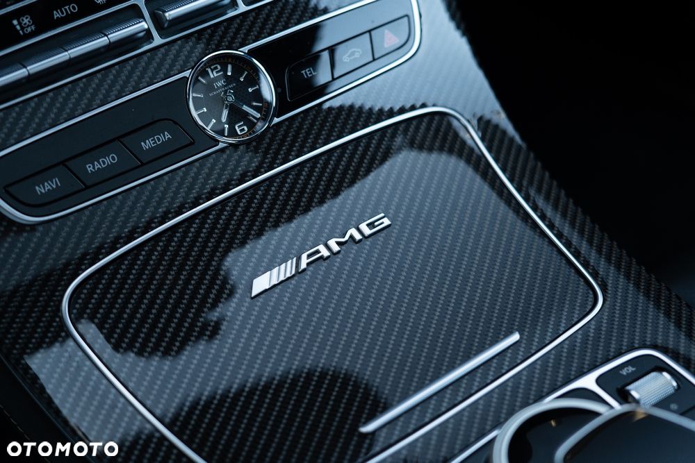 Mercedes-Benz Klasa E - 15