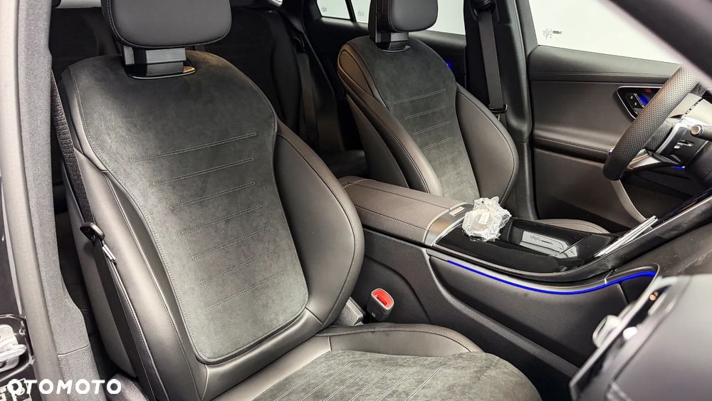 Mercedes-Benz GLC 300 d mHEV 4-Matic AMG Line - 13