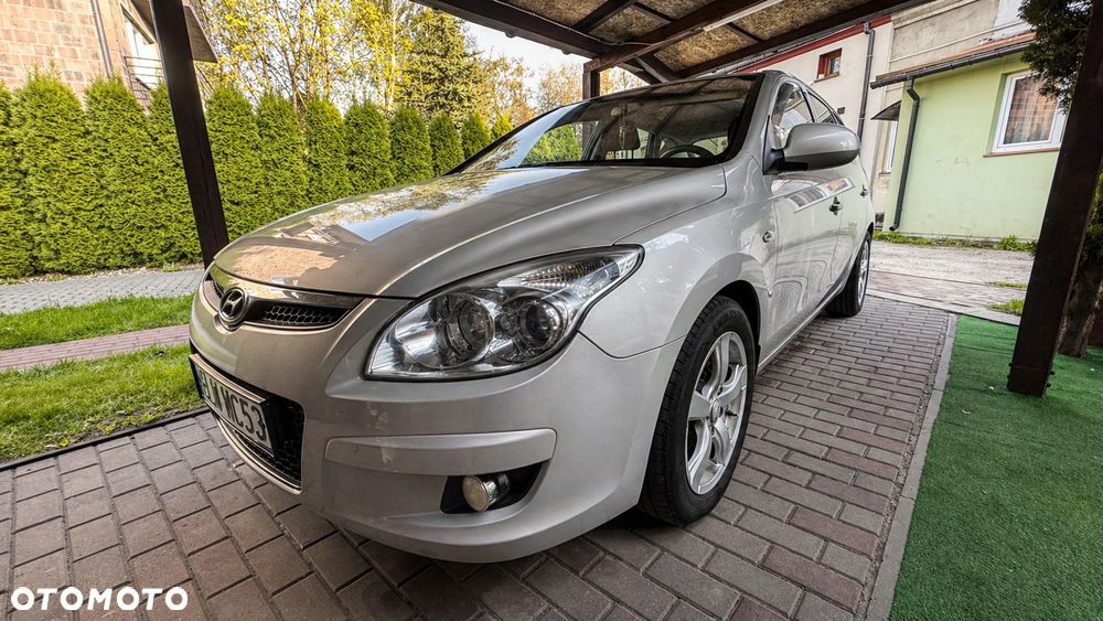 Hyundai i30 1.6 CRDi Comfort - 1