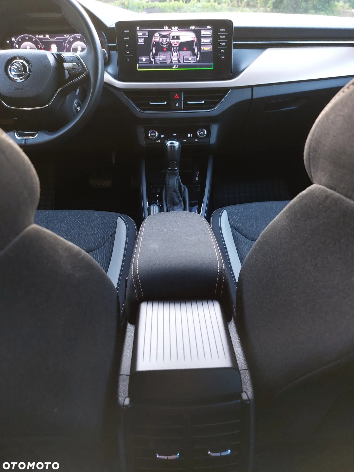 Skoda Kamiq 1.0 TSI DSG Active - 11
