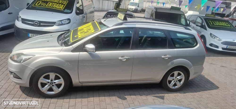 Ford Focus SW 1.4 16V Trend - 11