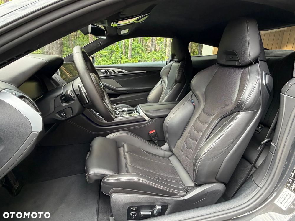 BMW Seria 8 M850i xDrive - 15
