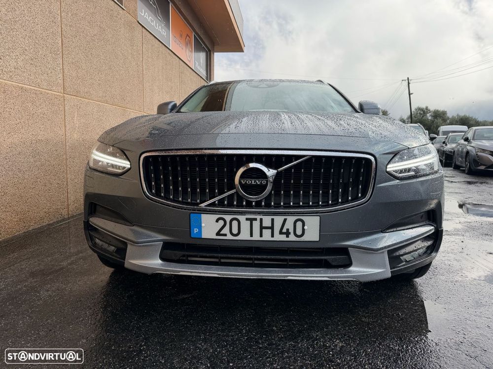 Volvo V90 Cross Country 2.0 D4 Pro AWD Geartronic - 6