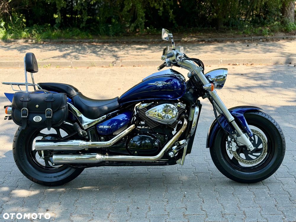 Suzuki Intruder - 3