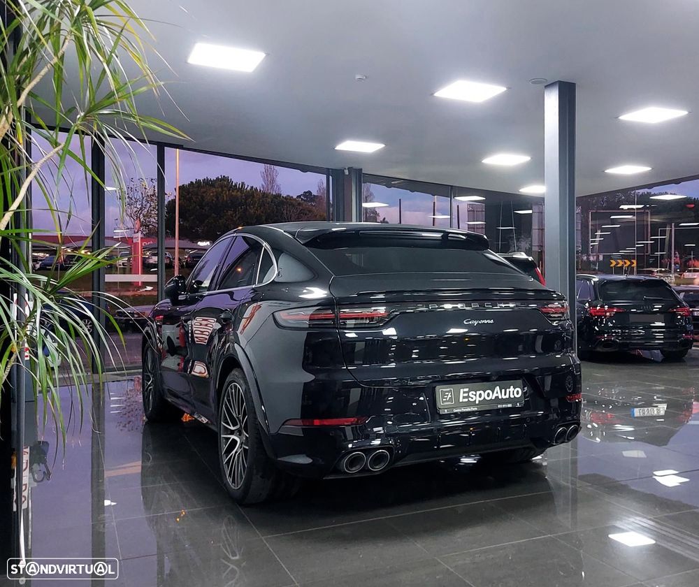Porsche Cayenne Coupé E-Hybrid - 2