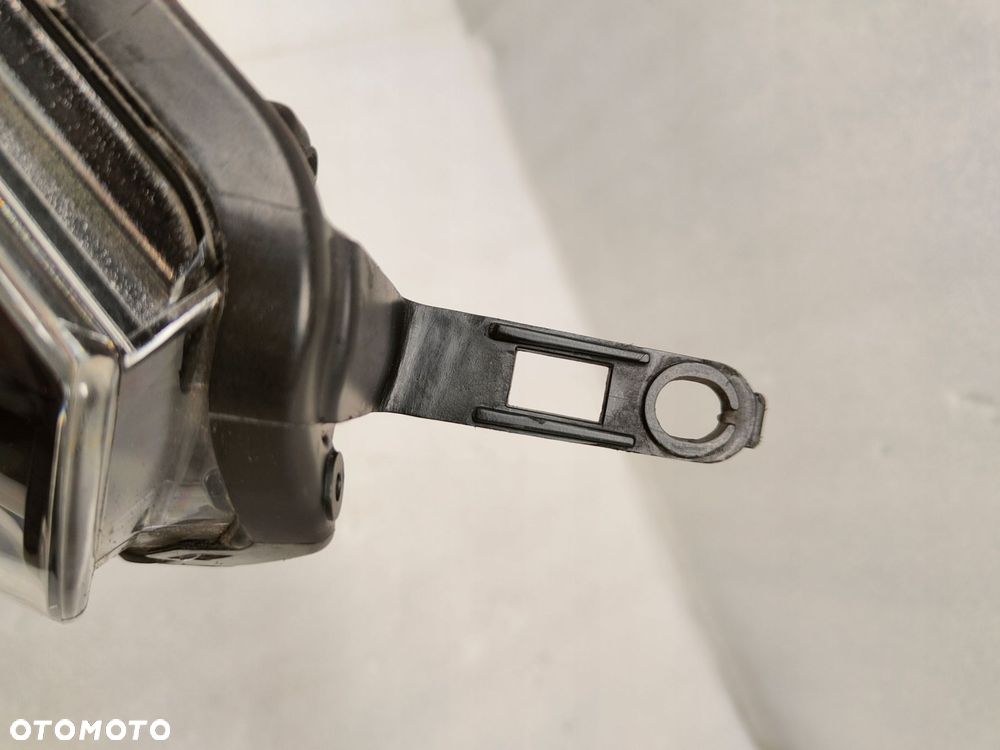 renault kangoo iii lift lampa zw ciemna prawy przód 260601525r - 8